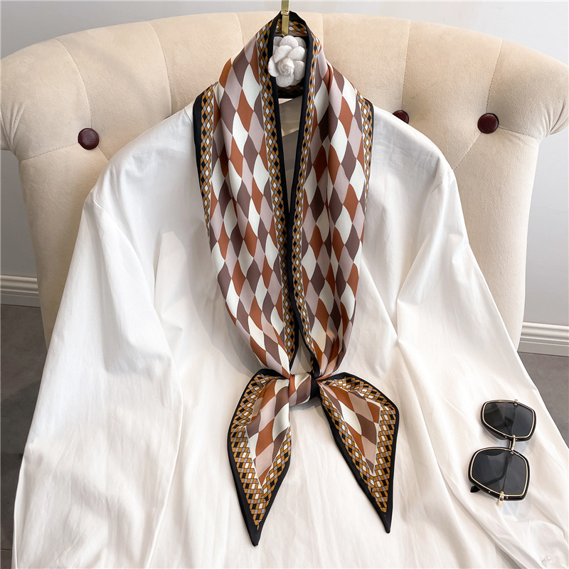 Fashion Print Long Silk Scarf  - Ascot Neck Scarf 评论和价格