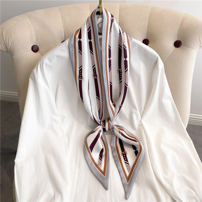 Fashion Print Long Silk Scarf  - Ascot Neck Scarf 评论和价格