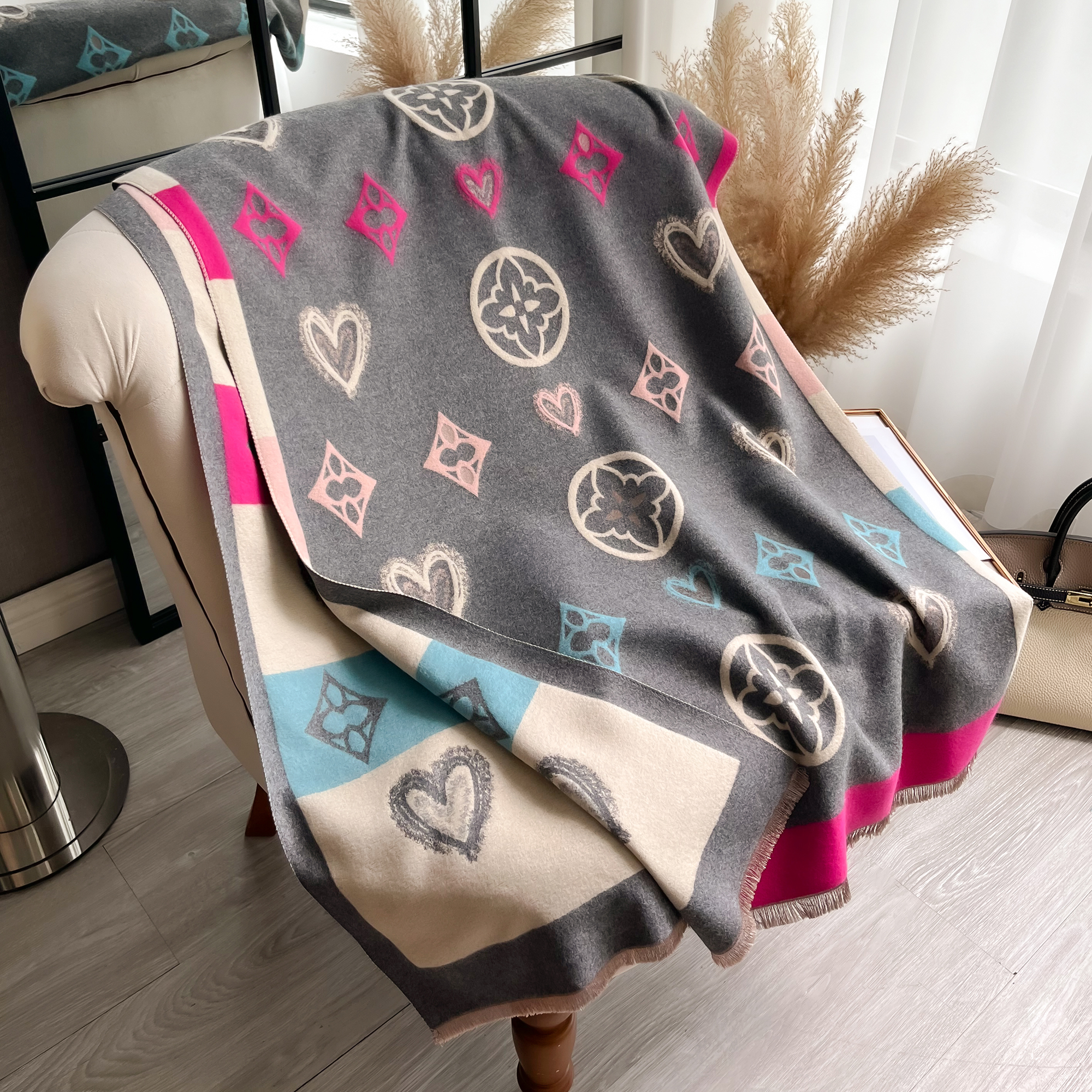 Luxury Cashmere Love Scarf Win - Woven Scarf Blanket 评论和价格