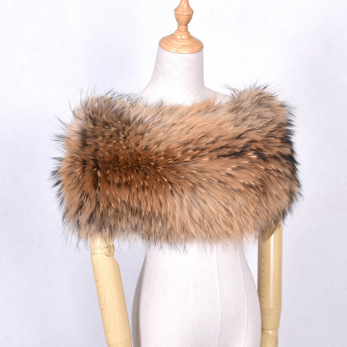 Luxury Satin Square Scarf Pais - Ascot Neck Scarf 评论和价格