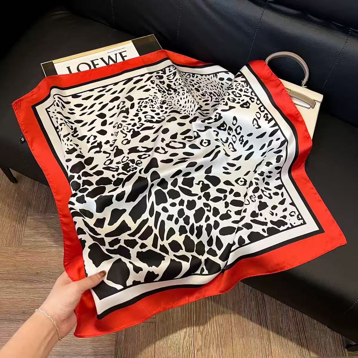 1pc Faux Silk Retro Leopard Pr - Bandana Cotton 评论和价格