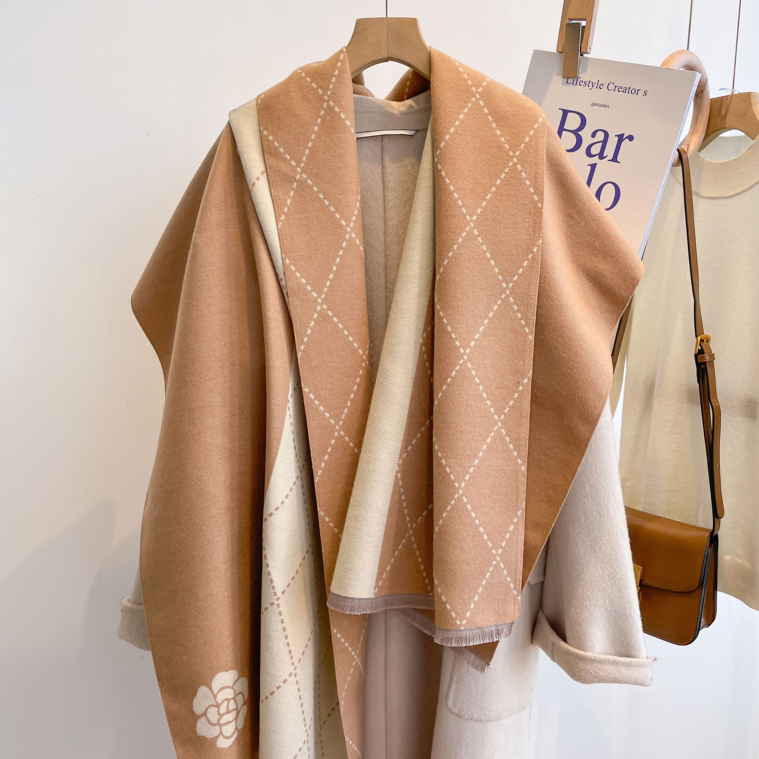 2023 Designer Cashmere Scarf W - Woven Scarf Blanket 评论和价格
